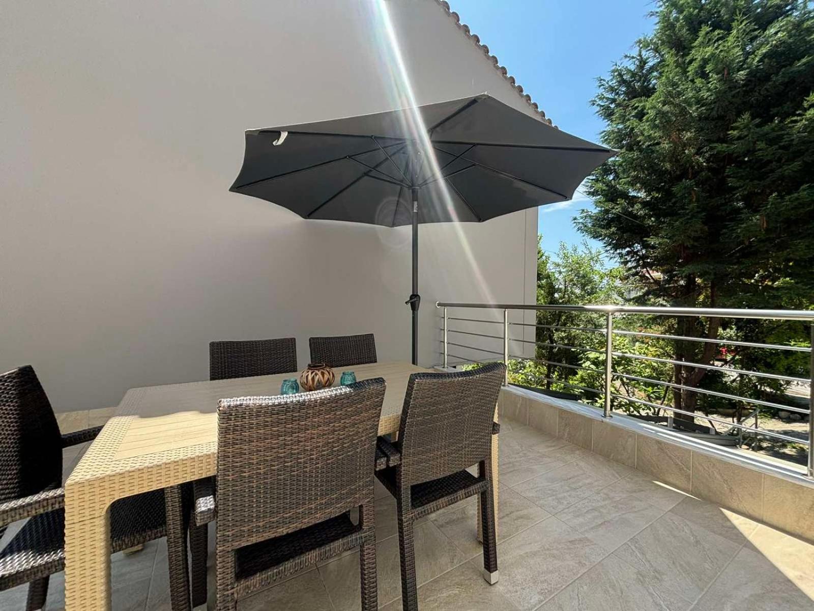 Domi Luxury Apartment Kavala Bagian luar foto